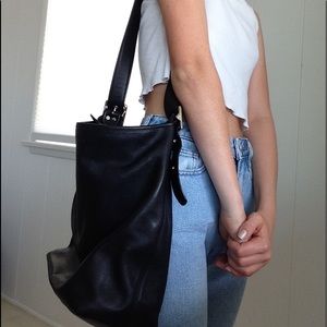 AUTHENTIC coach leather bag